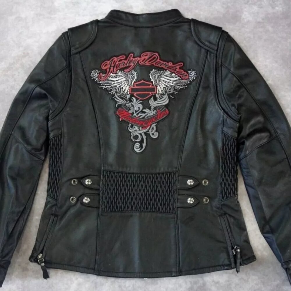 2 items-NEVER WORN Women's Harley Davidson Amelia leather jacket and chaps